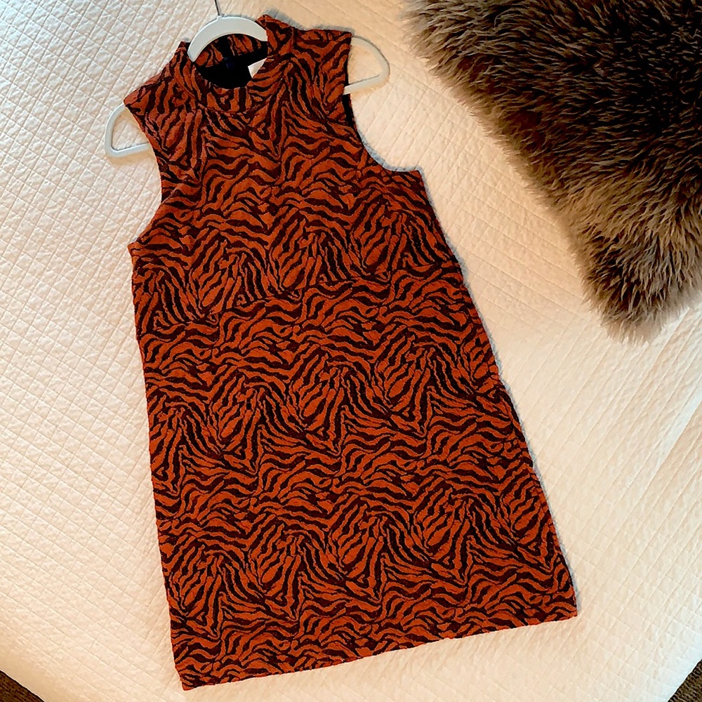 Anthropologie tiger midi dress L